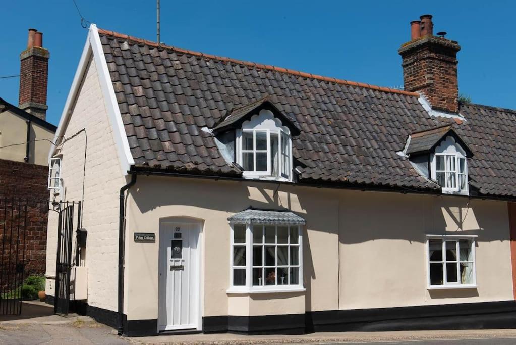 Wren Cottage, A Very Cosy Historic Coastal Cottage In A Pretty Little Village Wickham Market Exterior foto